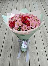 Букет цветов из:  Альстромерии в Заиграево