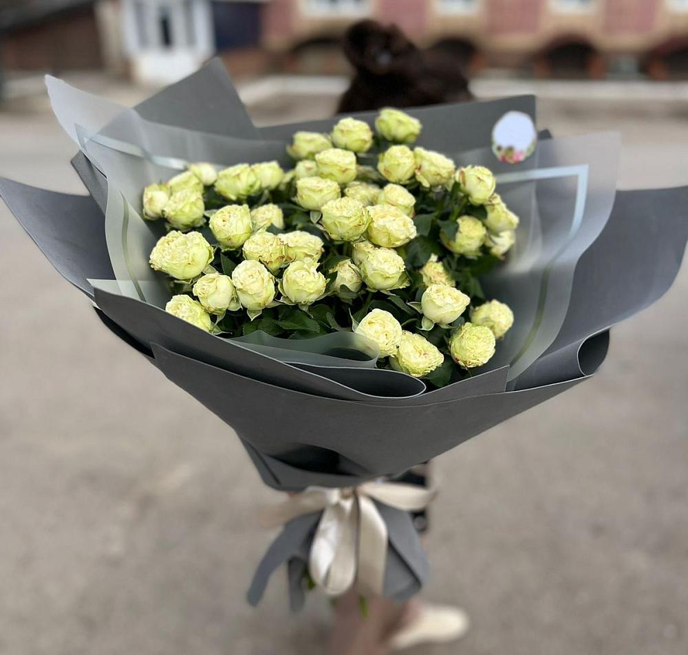 Белые кустовые розы Солинеро в Заиграево Букет Белые кустовые розы Солинеро в Заиграево