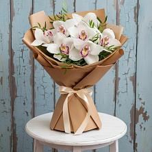 Букет цветов из:  Орхидеи и Розы в Заиграево